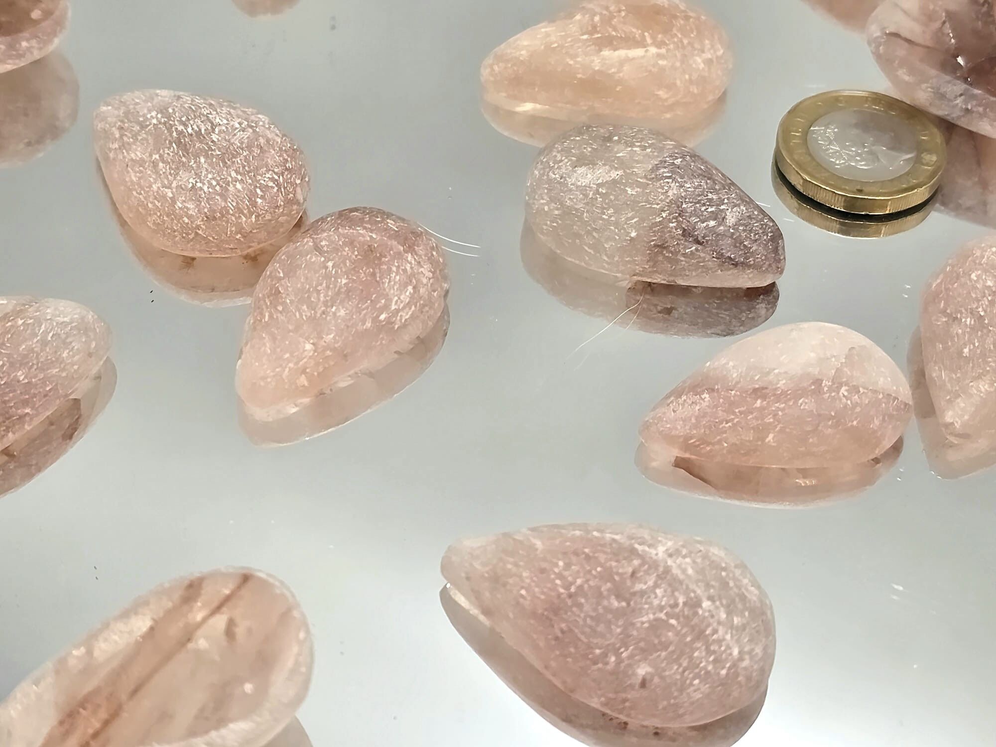 Uovo di Emma in cristallo di quarzo di fuoco