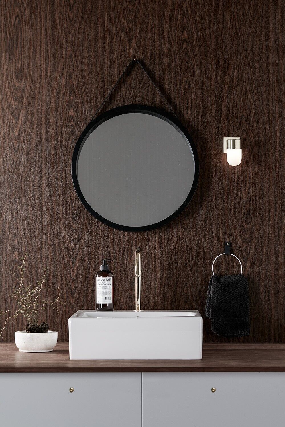 MENTON Wall 1L Brass/Opal IP44