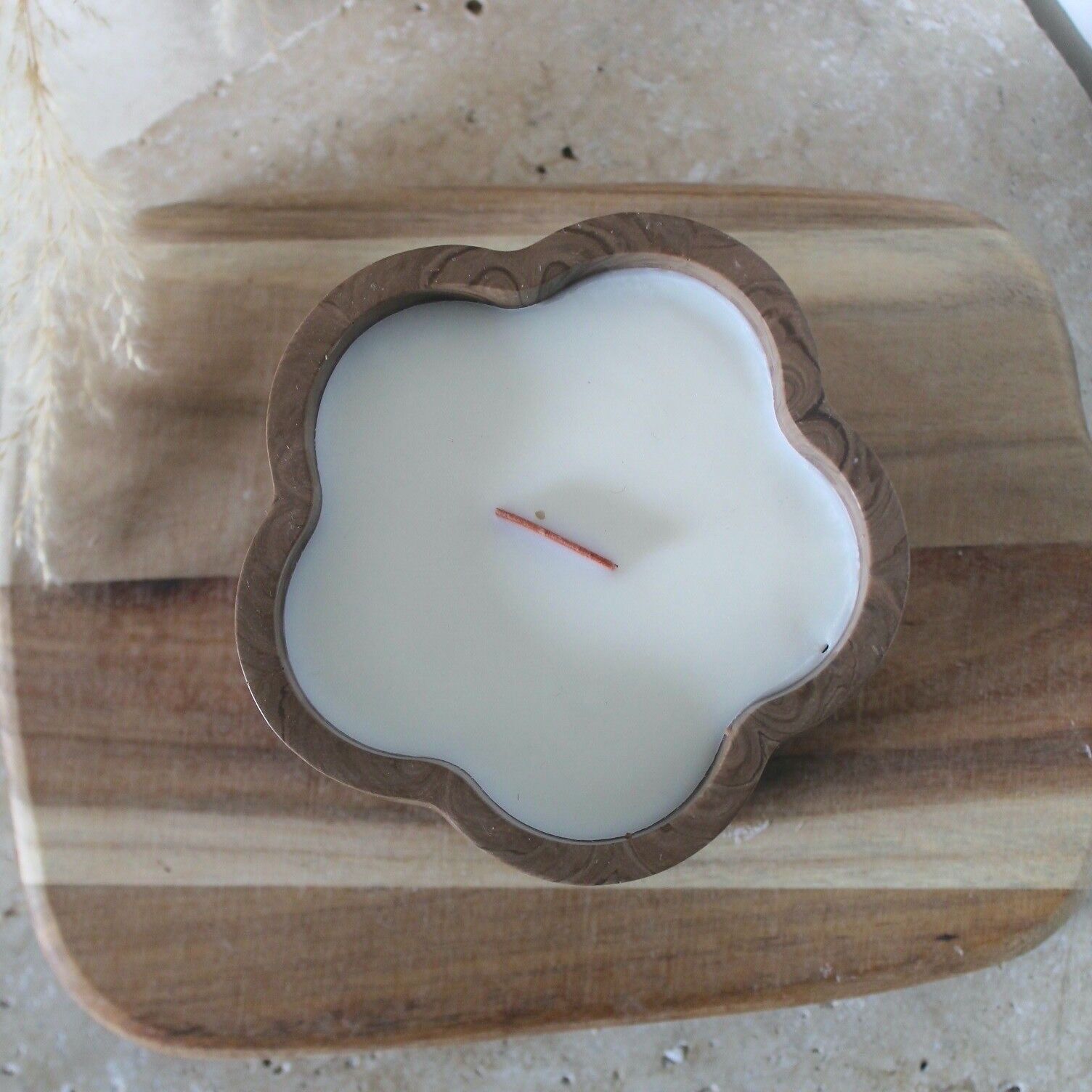 L'Elégante Scented Candle - Chocolate Marble