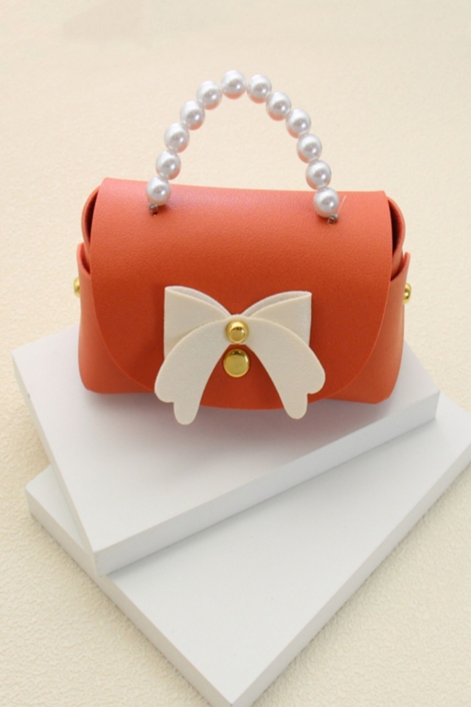 Mini Sac Cadeau Perlé avec Nœud – Écrin Élégant pour Bijoux