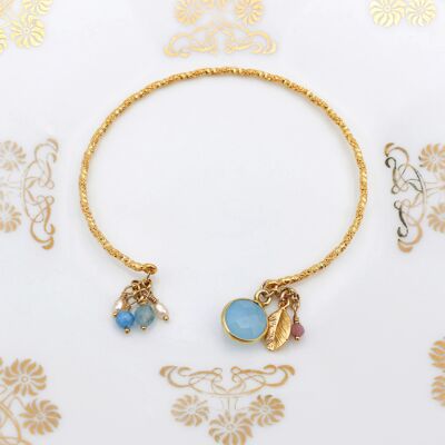 Brazalete azul capucine: calcedonia azul, brazalete dorado con oro fino