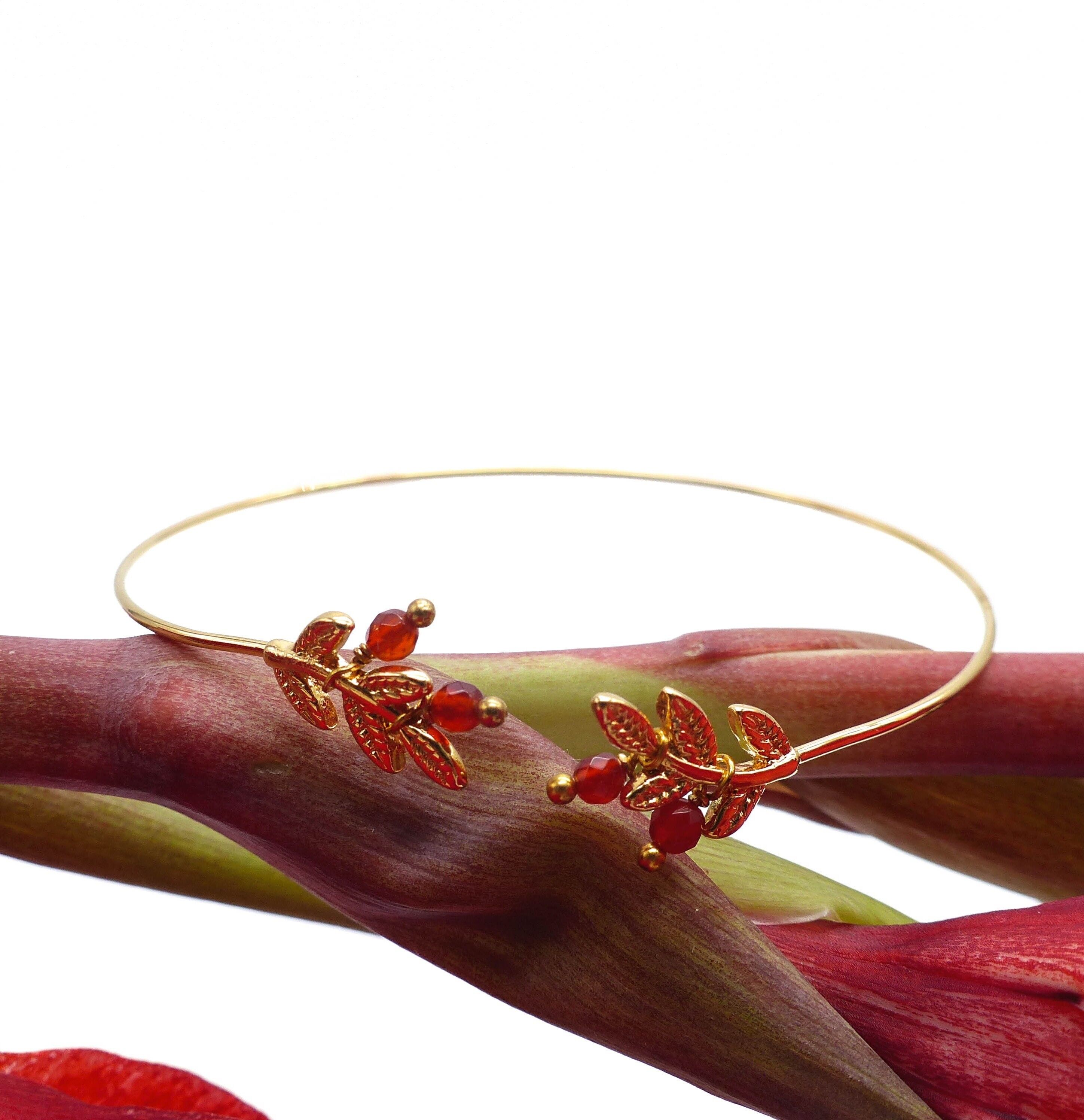 Love leaf bangle: red carnelian and bracelet gilded with fine gold