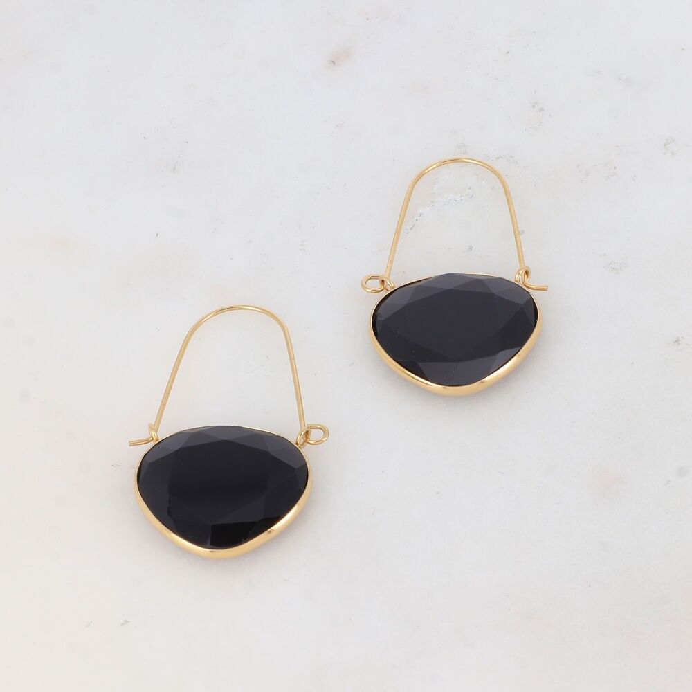 Creoles with natural stone