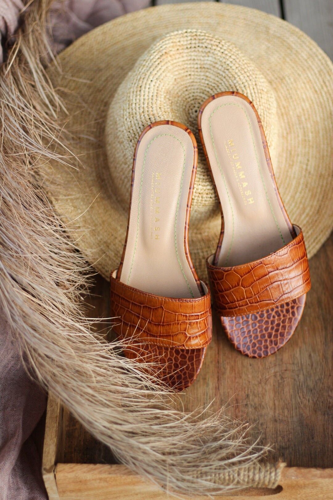 Ciabatte in pelle da donna – Lea – Slip-on color coccodrillo 35-42