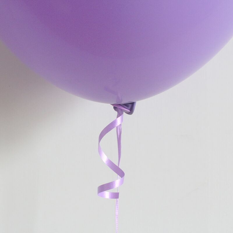 100 sellos automáticos para globos con cinta morada
