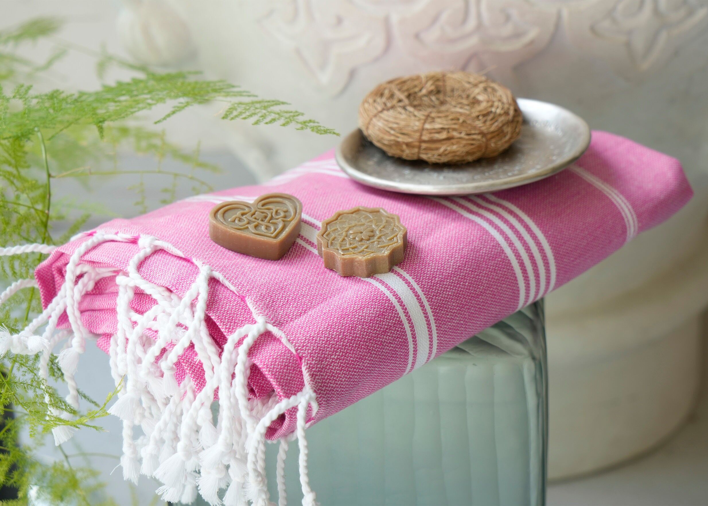 FOUTA EN COTON BIOLOGIQUE - HAMMAM - Couleur ROSE FUSHIA
