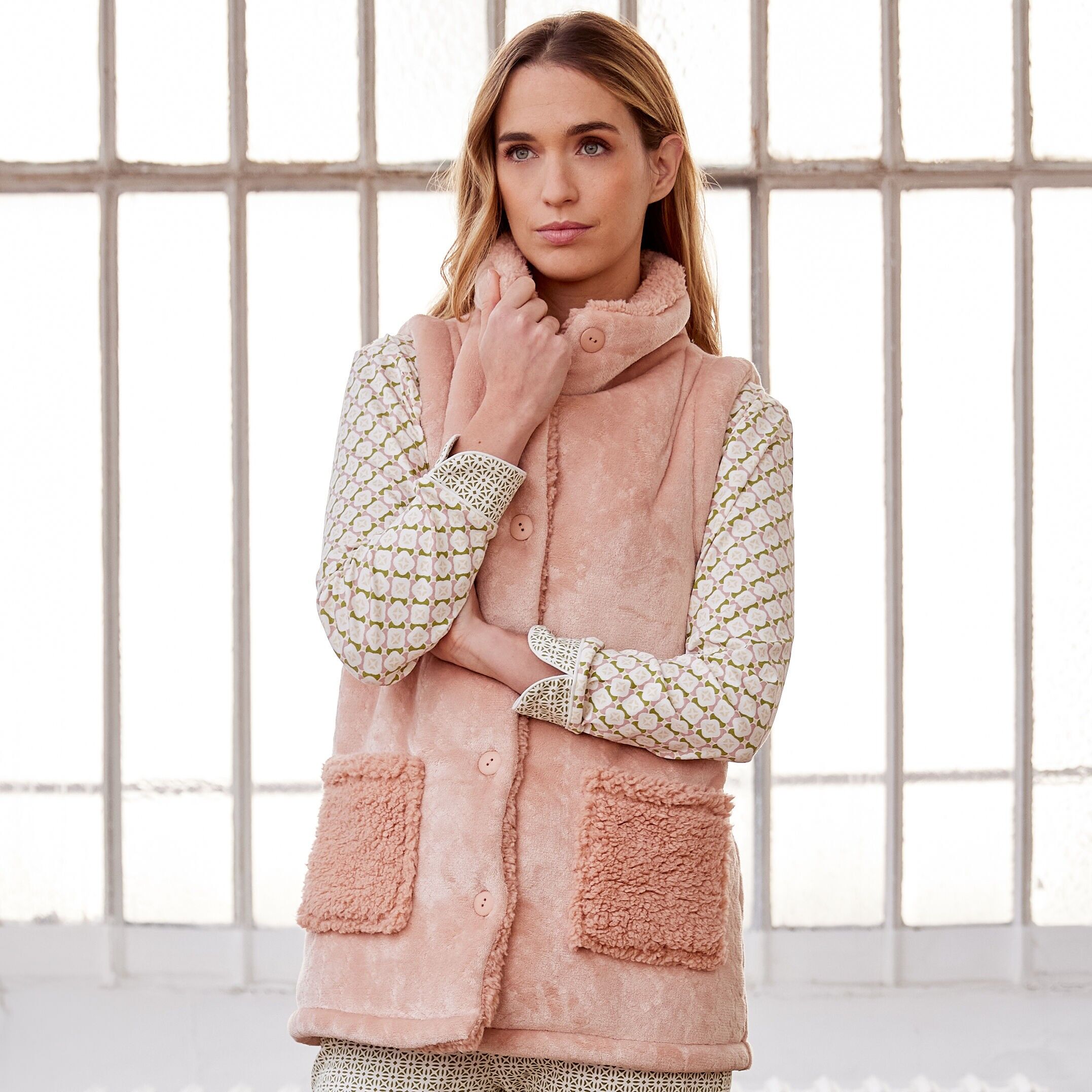 Veste Femme en Fourrure Micro Rasée – CANAT – Réf. CA.BETH.VES