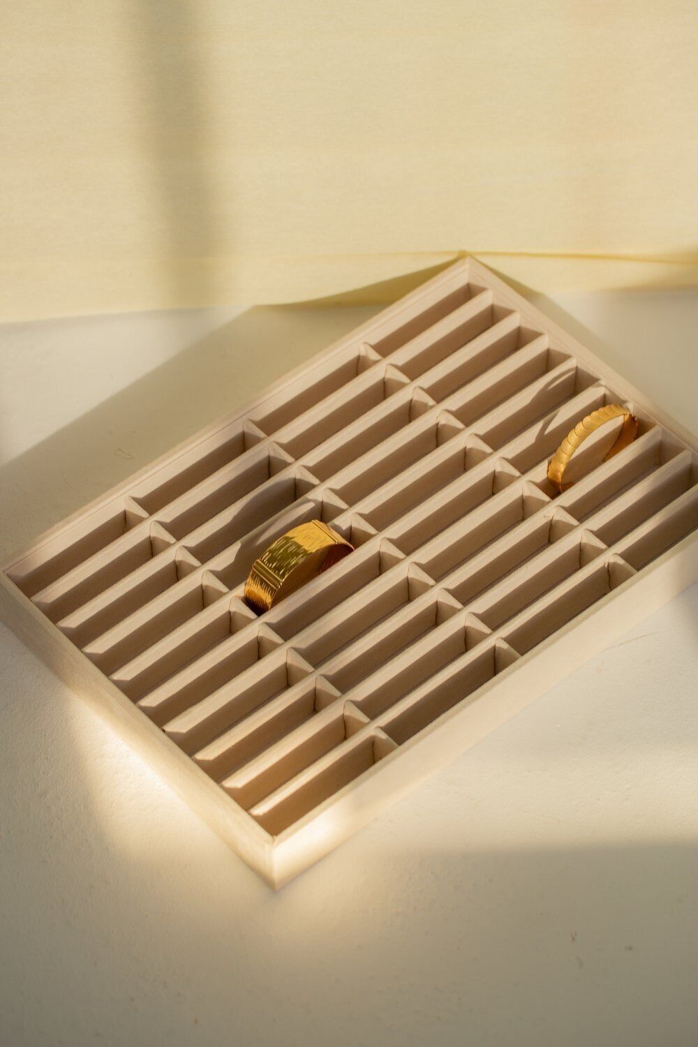 Vassoio espositivo per bracciali e polsini