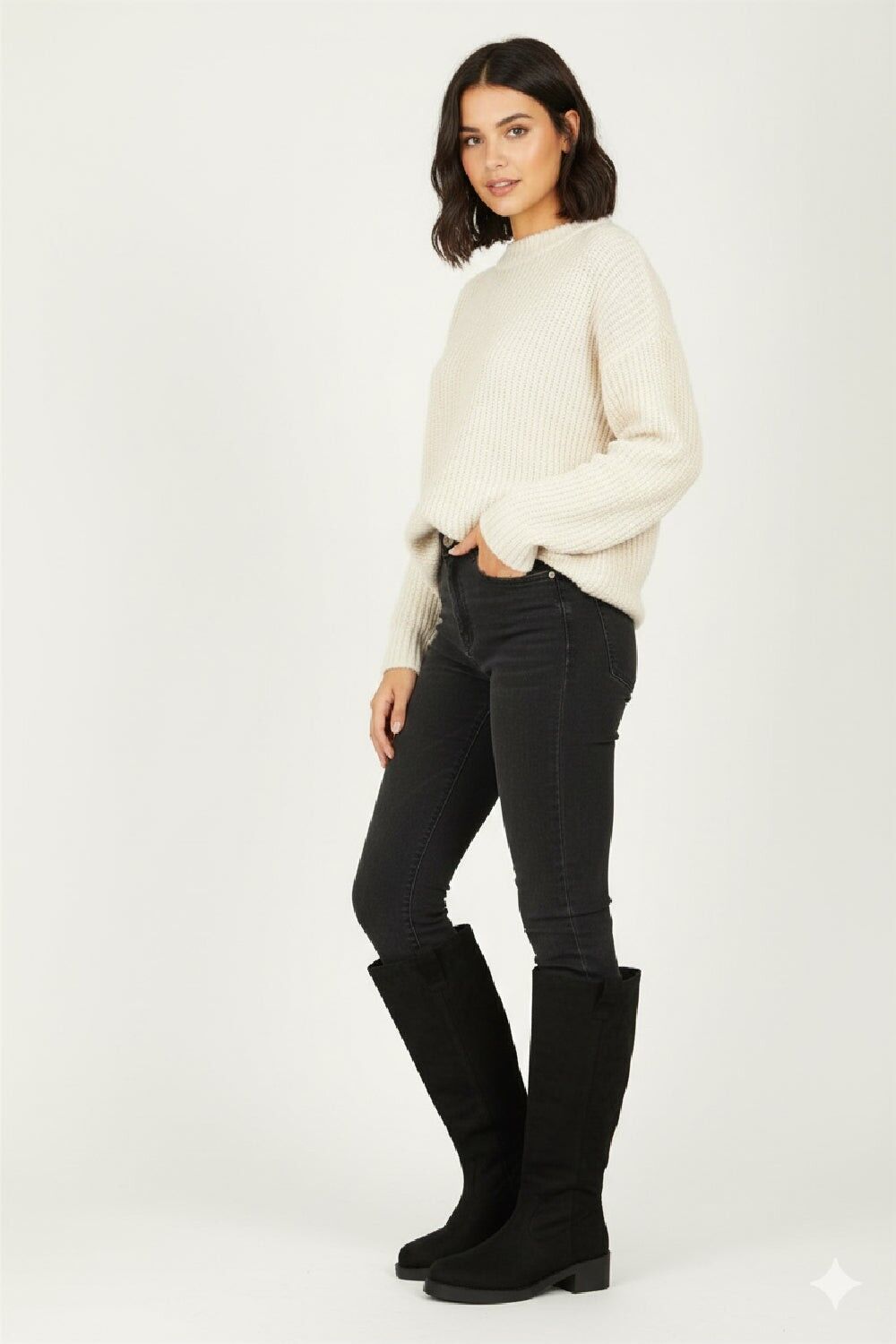 Stivali alti fino al ginocchio in pelle scamosciata nera (confezione da 12 paia, taglie UK3-UK8)