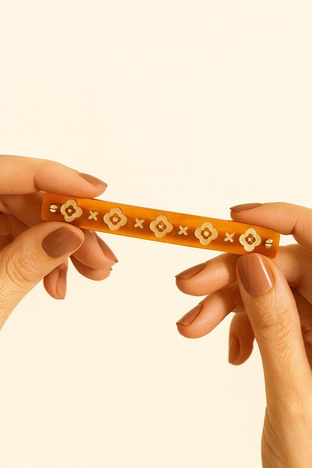 VICTORIA L - LA PRÉCIEUSE