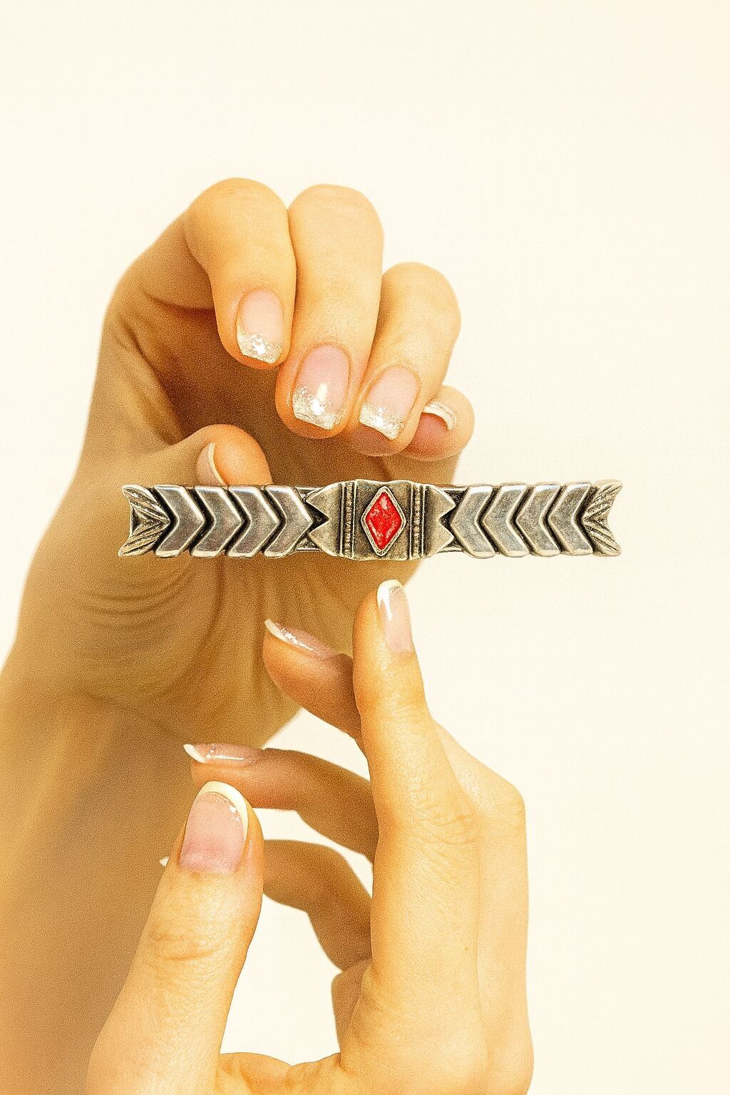 YSIA L - L'AMBASSADRICE