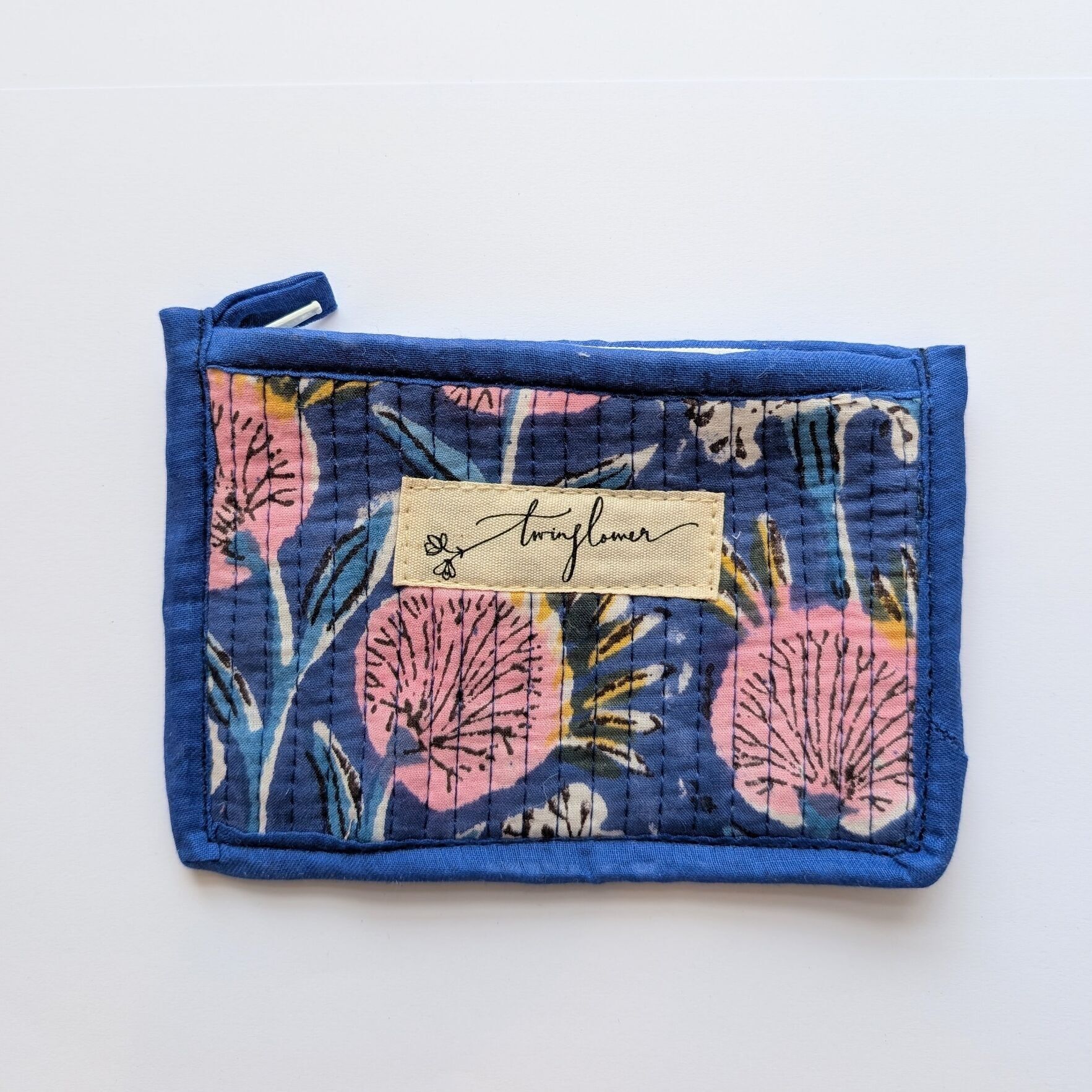 Petit sac à main matelassé à imprimé floral bleu et rose