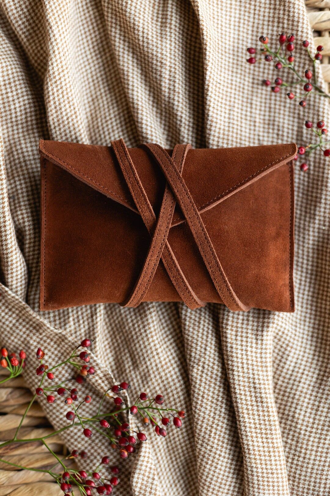 Borsa a mano in pelle scamosciata fatta a mano: tracolla - Ivy - Marrone ciliegia