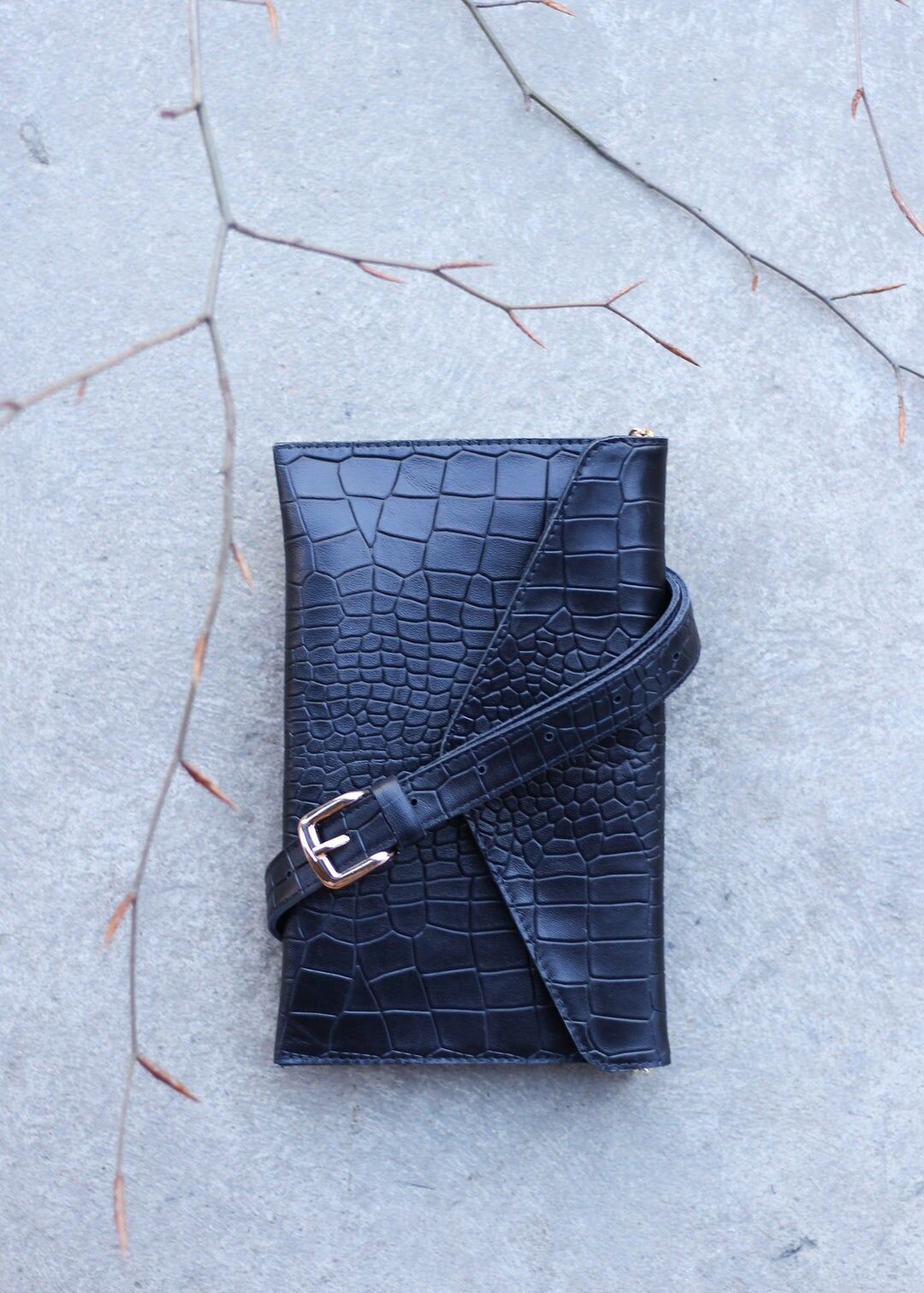 Borsa a mano in pelle: borsa a tracolla - Ivy - coccodrillo nero