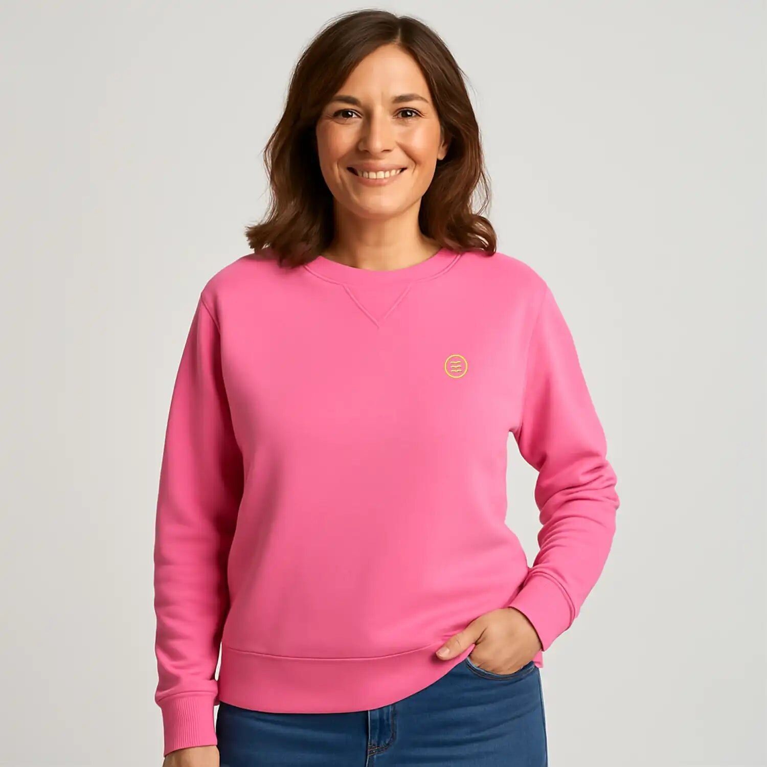 Sudadera oversize de mujer con hombros caídos y logo en V