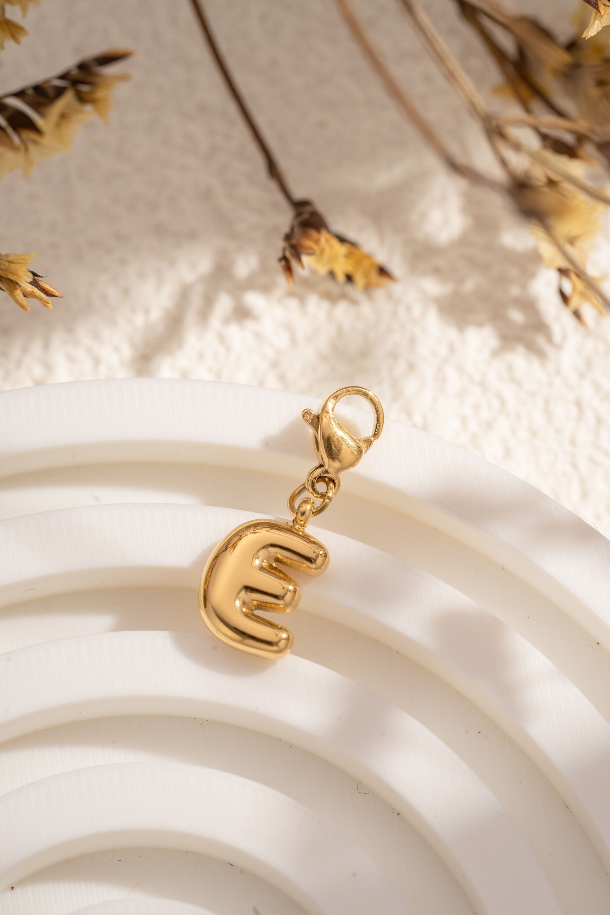 Pendentif lettre E alphabet acier inoxydable personnalisable