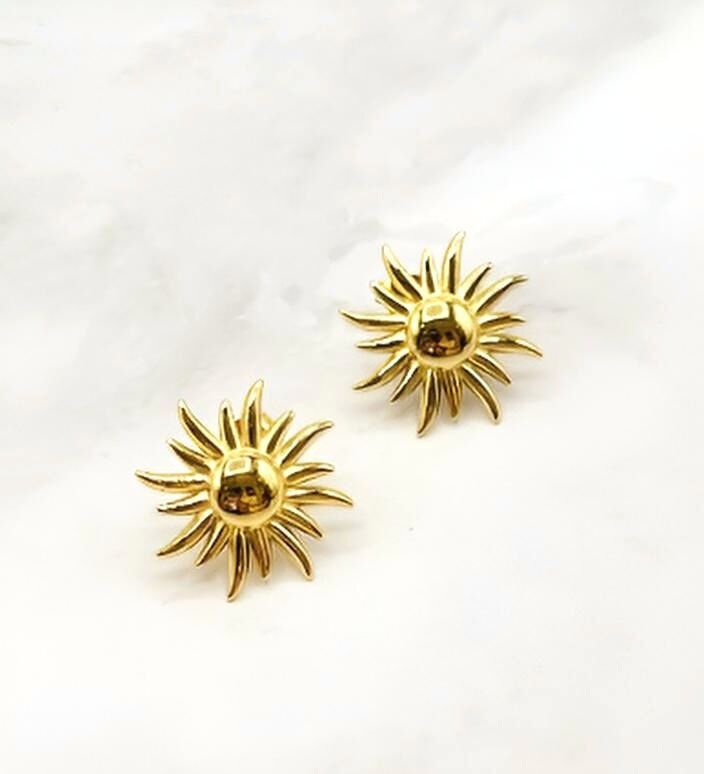 Small sun earrings