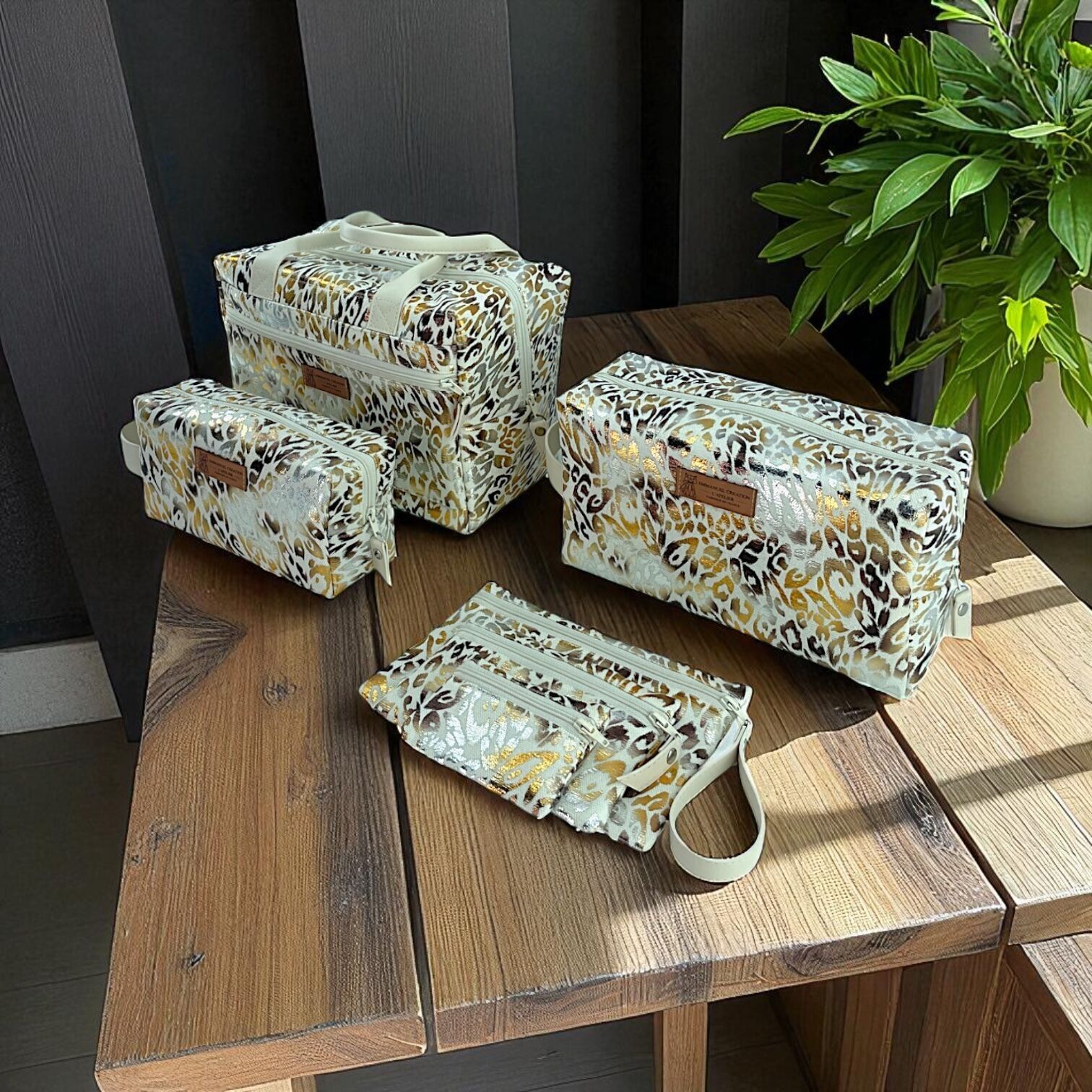 Confezione da 3 astucci, 2 astucci e 1 beauty case, bianco "Savannah"