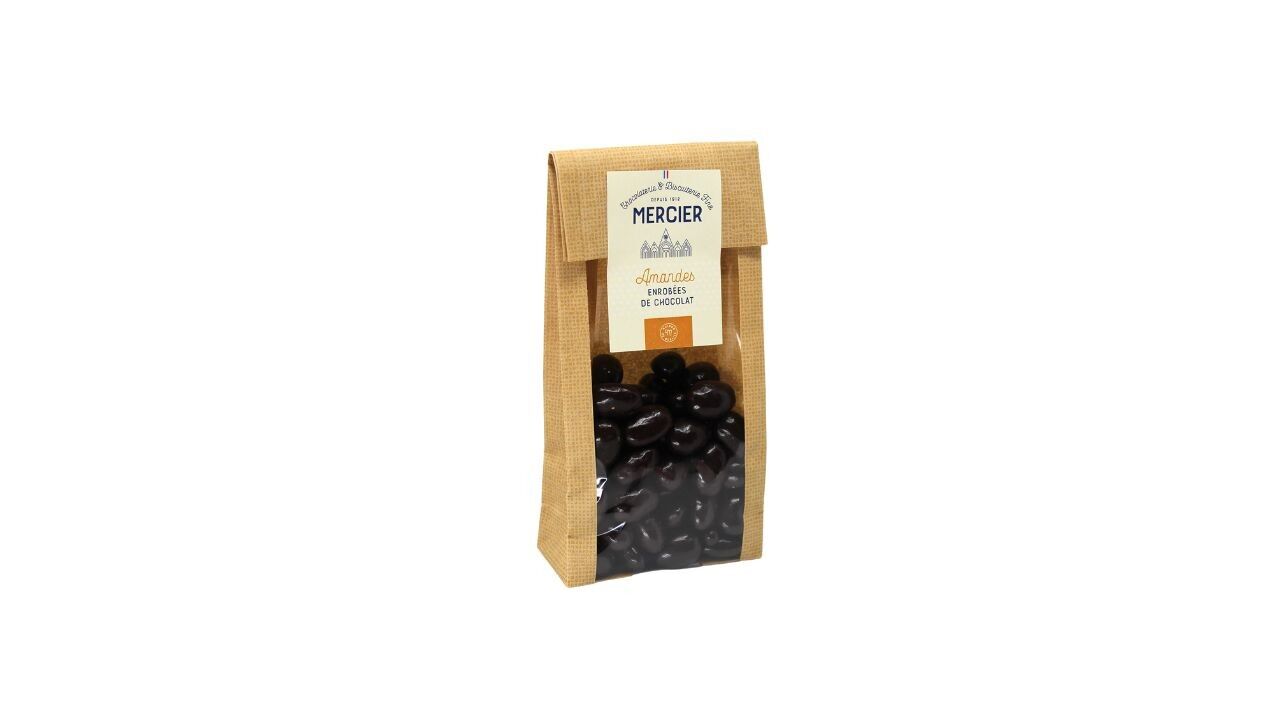 CRISPY ALMONDS: Almonds covered in dark chocolate