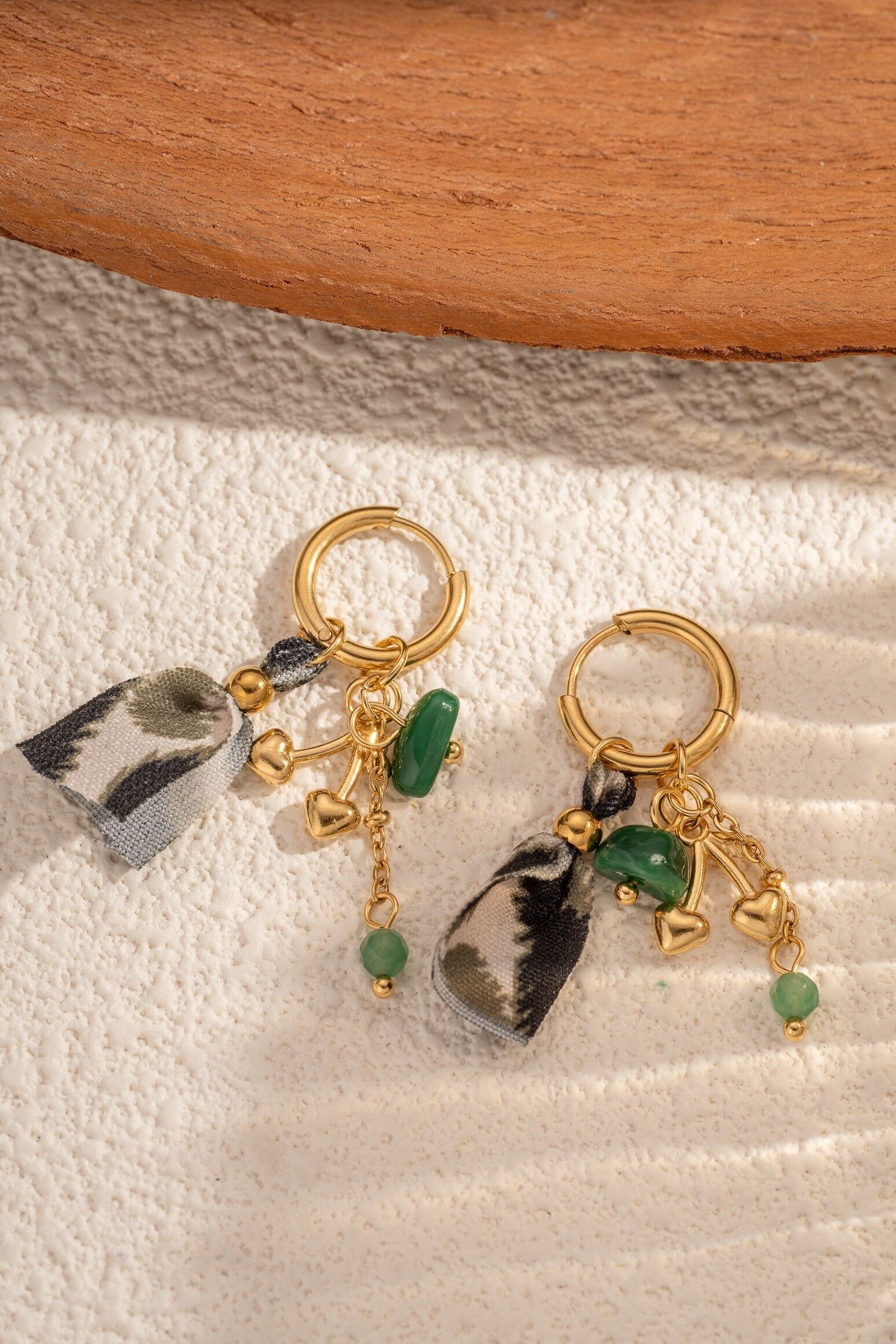 Gold-plated stainless steel hoop earrings with enamelled cherry pendant