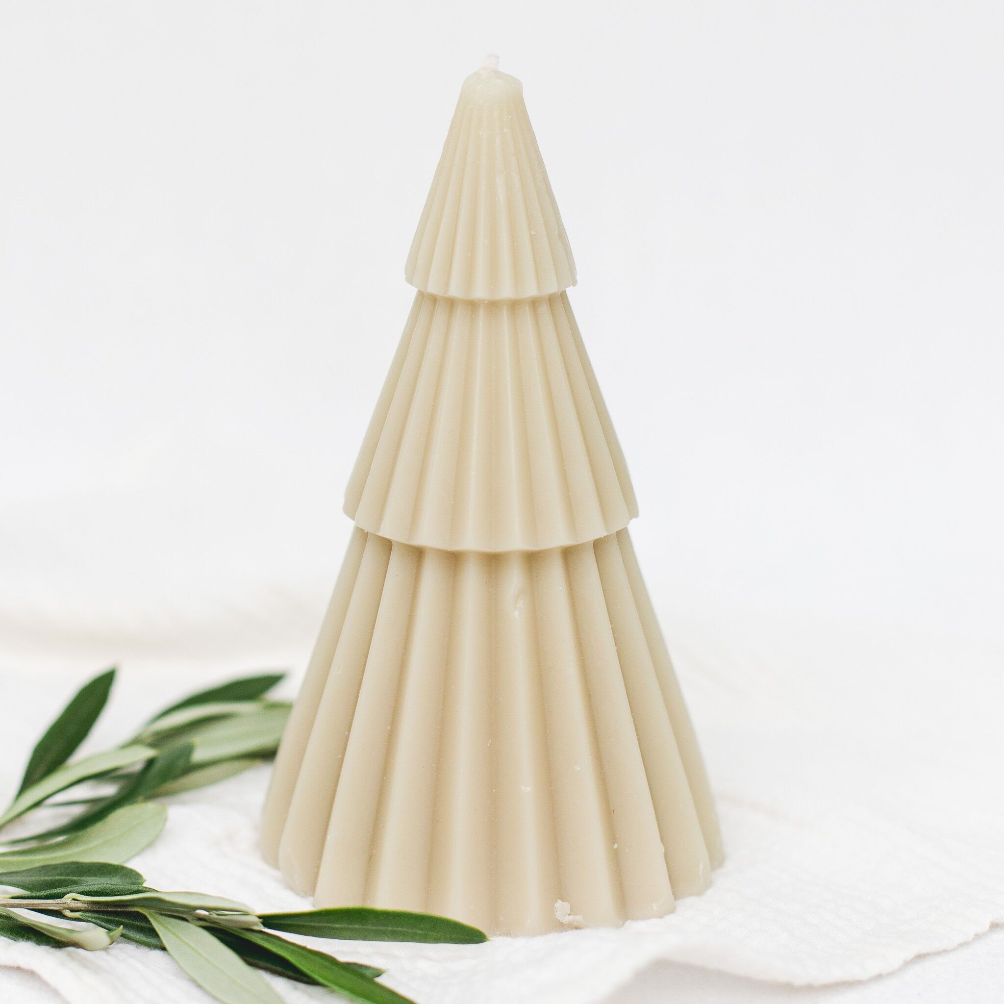 Grande candela profumata a forma di albero