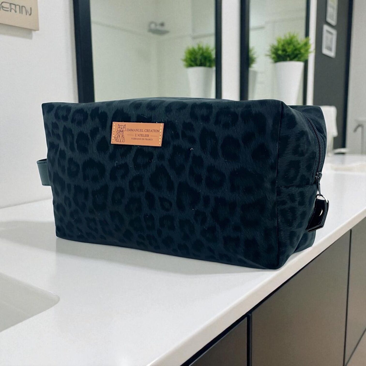 Nomad pencil case M, "Manhattan" black