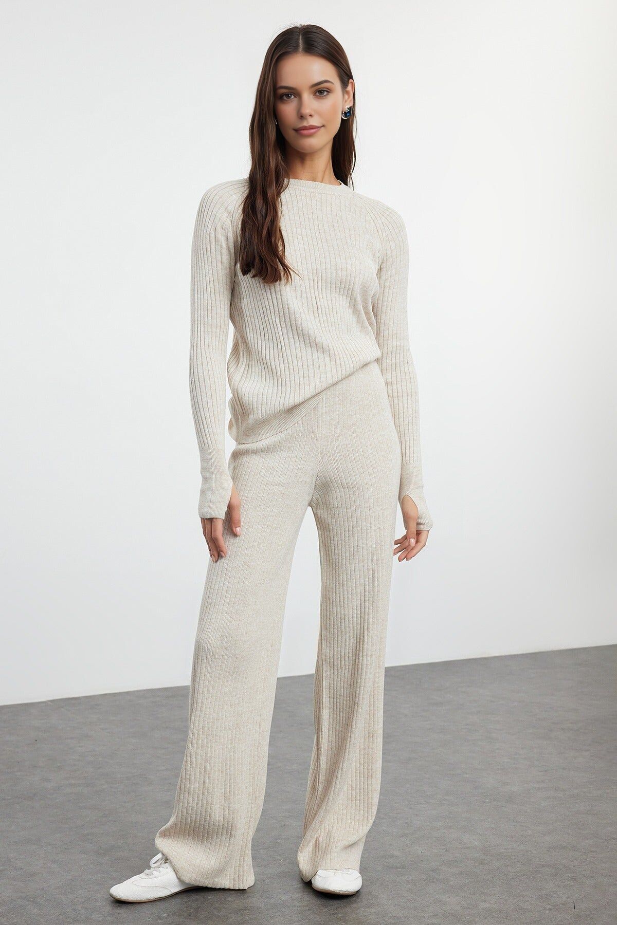 Ensemble tricot basique 2 pièces avec détails sur les doigts