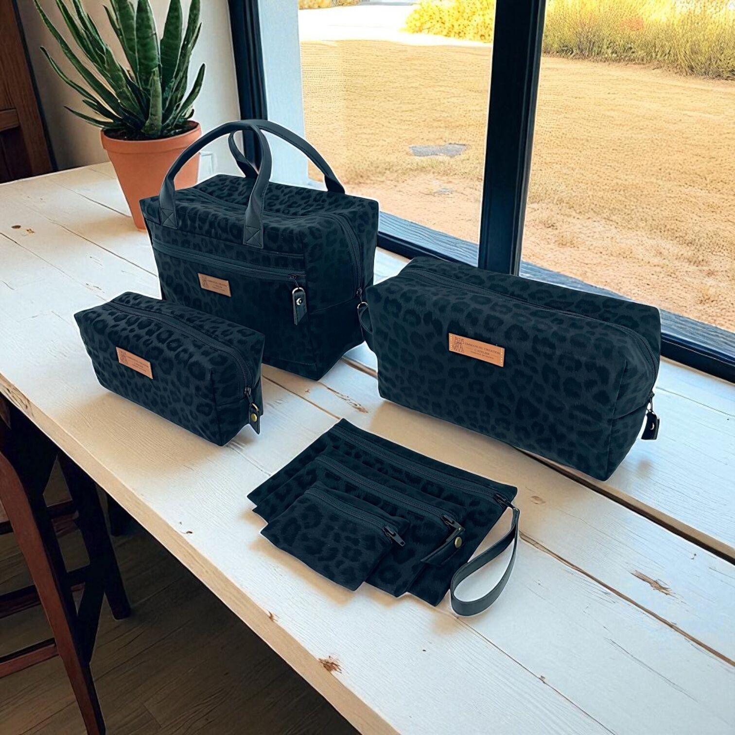 Pack of 3 pouches, 2 pencil cases & 1 vanity case, "Manhattan" black