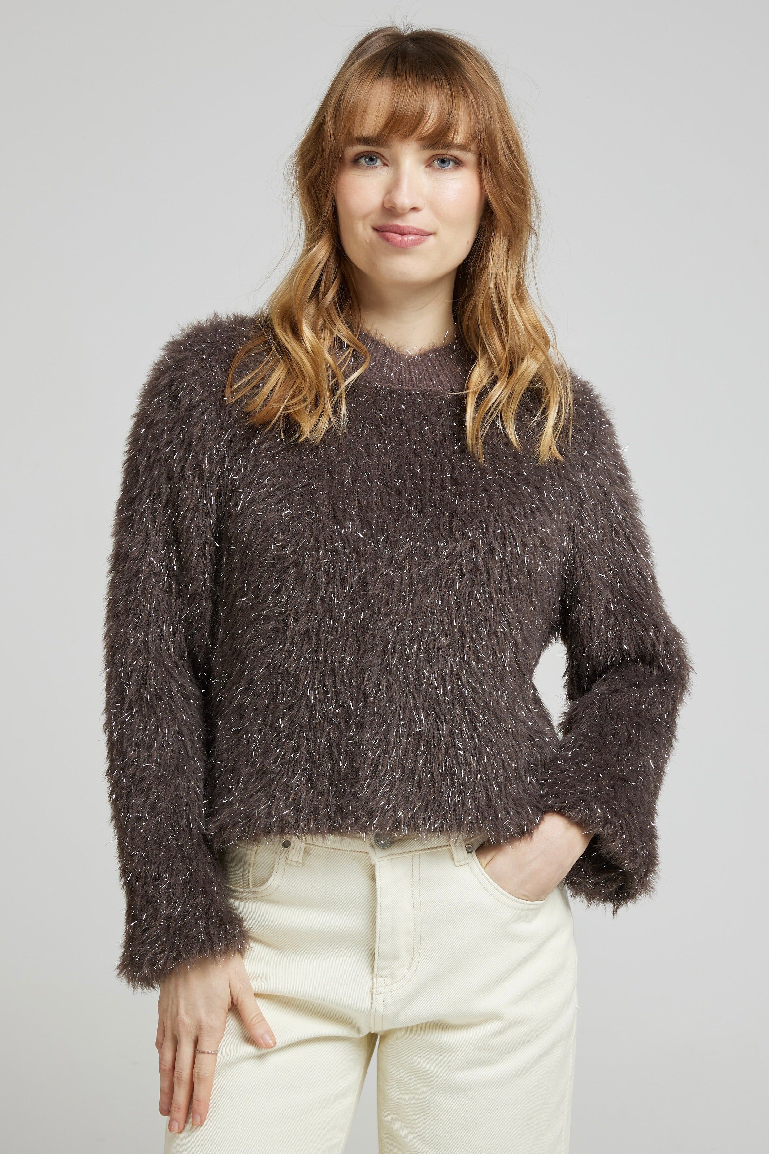 BÄR - Trendiger Lurex-Schnurrbartpullover