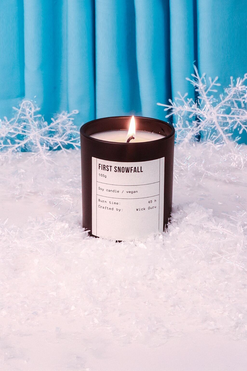 Candela First Snowfall – Profumo di eucalipto, menta e giglio