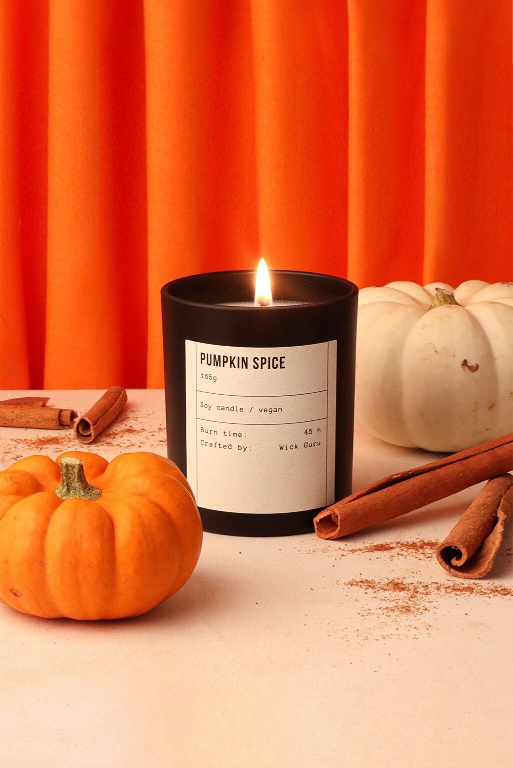 Candela Pumpkin Spice – Profumo di cannella, noce moscata e chiodi di garofano