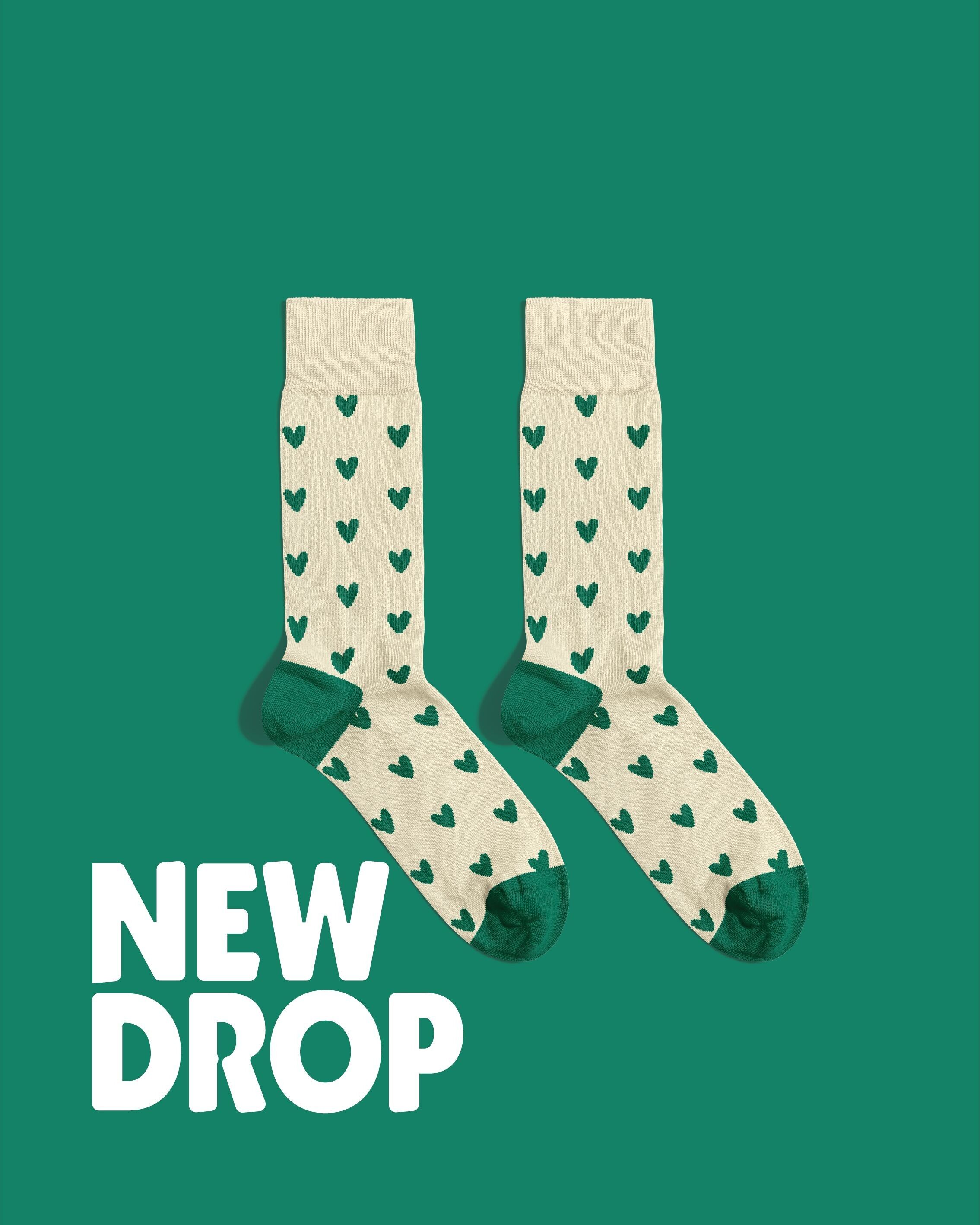 Hearts Green Socks – Love socks as a perfect gift | Gift for Her or Him