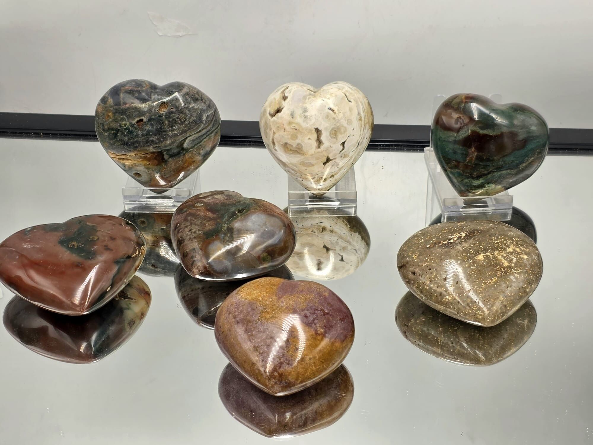 Grandi cuori di cristallo di diaspro oceanico