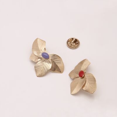 Lilac SYCAMORE brooch