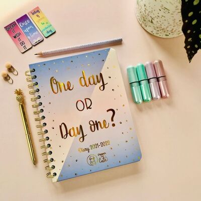 Halbjahreskalender 2021/2022 - One Day oder Day One