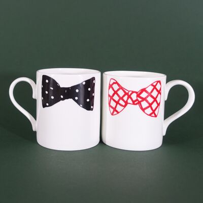 Tasses originales de noeud papillon - ensemble de deux (rouge et noir)