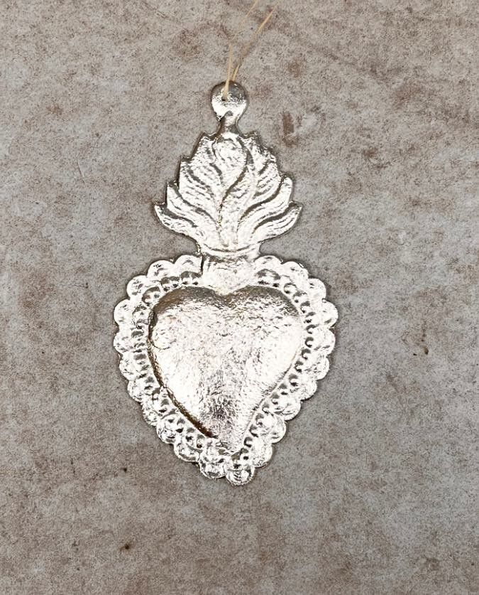 Milagro heart with flame - silver