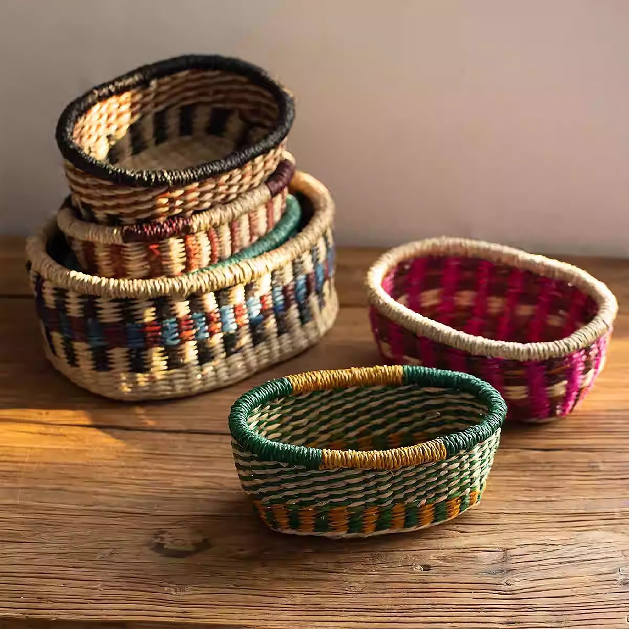 Panier tressé en herbier marin naturel