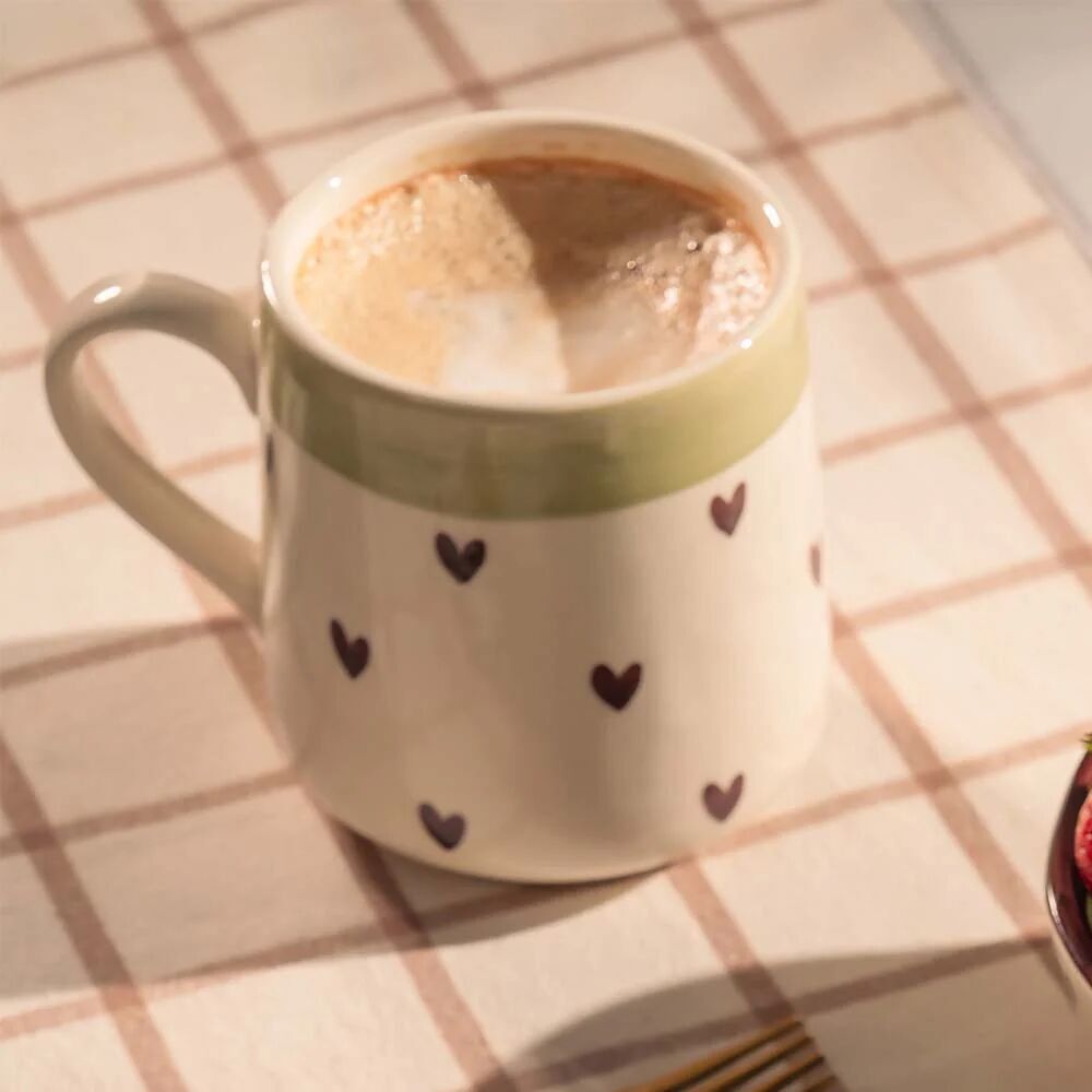 Tazza The Love | Tazza da caffè e tè in ceramica fatta a mano con cuori rossi fluttuanti