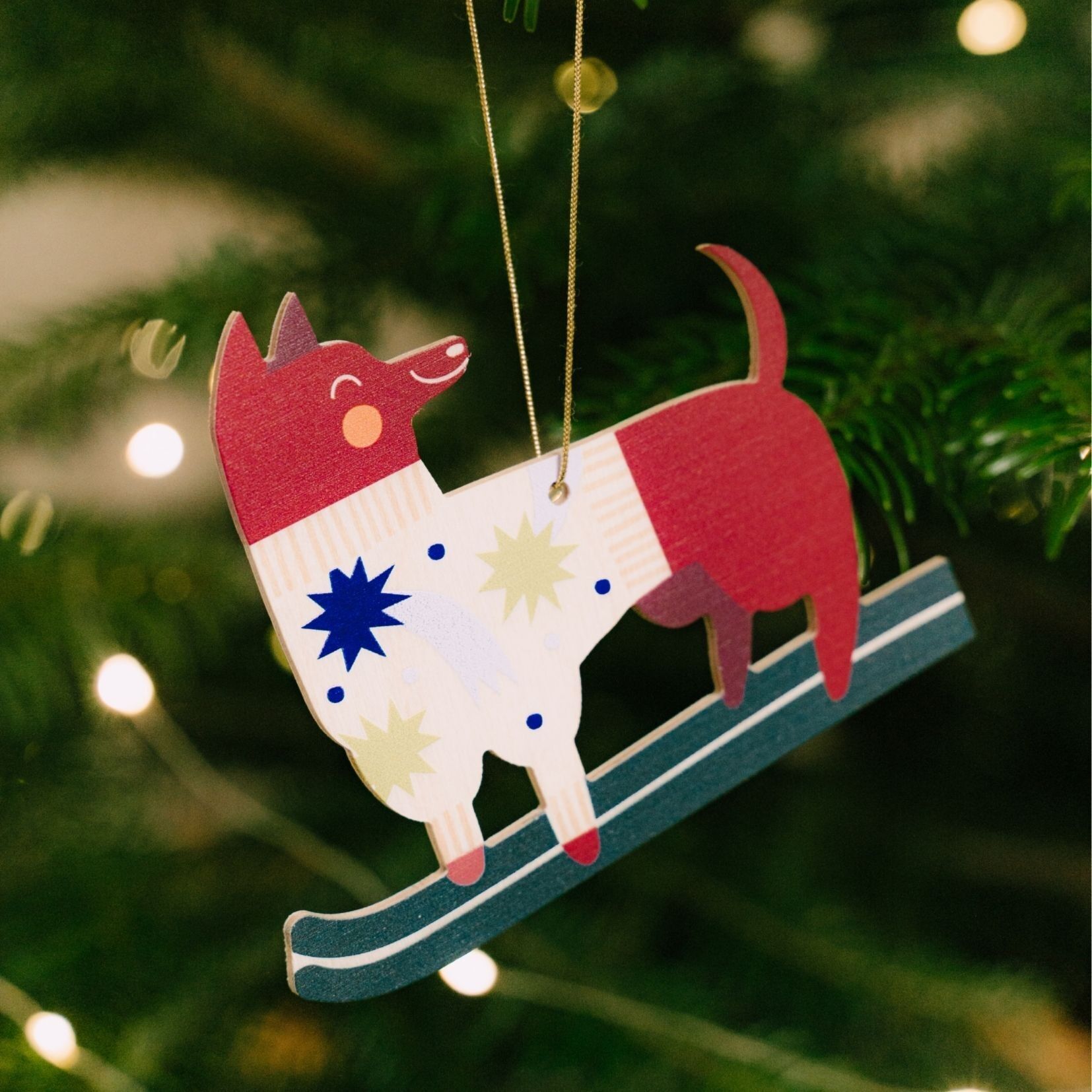 Ornamento natalizio a forma di cane, decorazione in legno da appendere all'albero di Natale