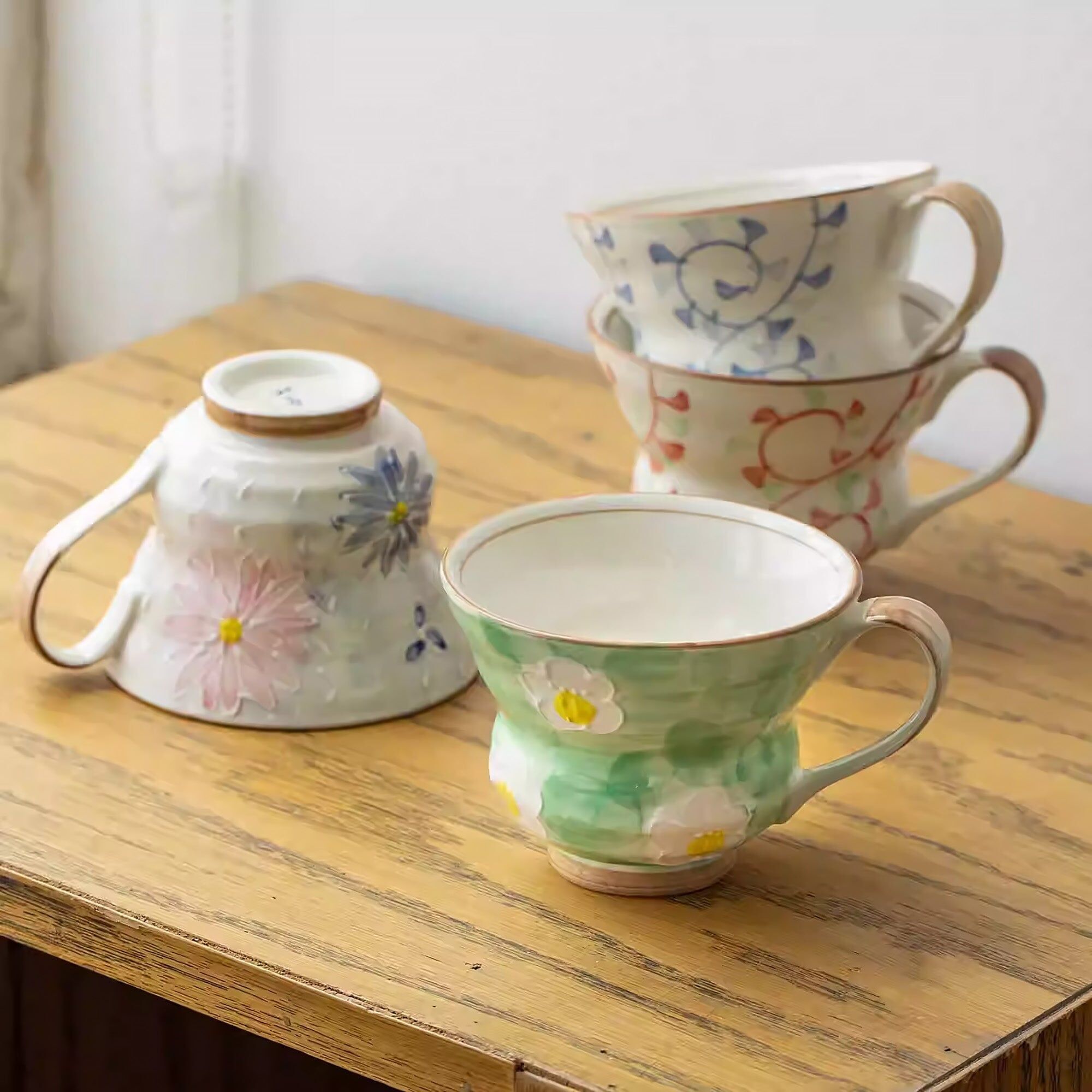 Mug Minoyaki avec motif fleuri peint à la main