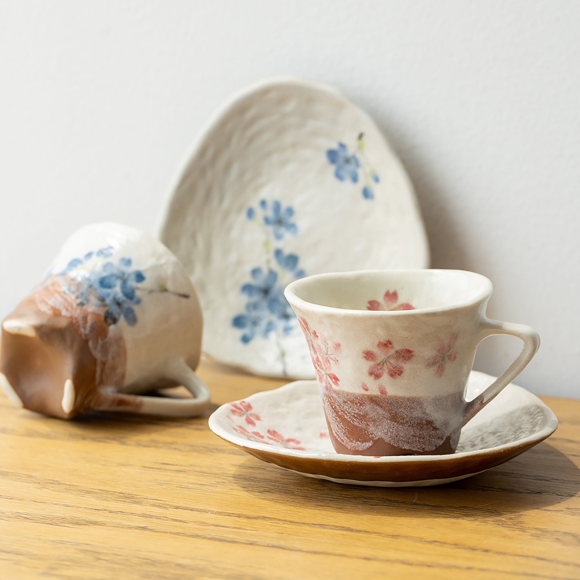 Minoyaki-Kaffeetasse und Untertasse