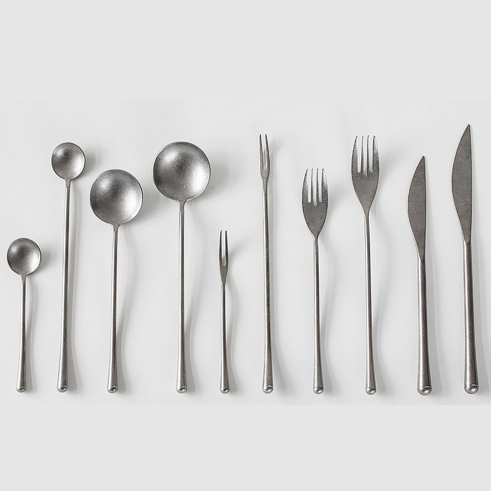 Couverts japonais en acier inoxydable avec finition mate vintage