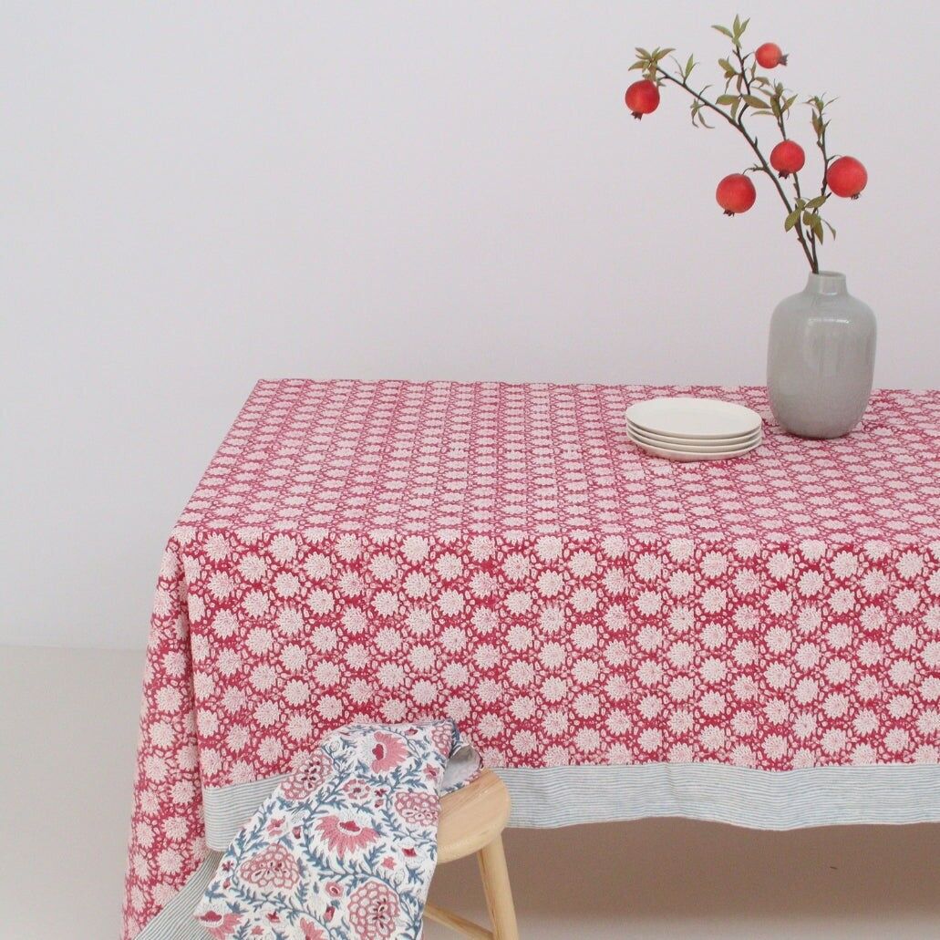 Tablcloth | Breezy Cherry