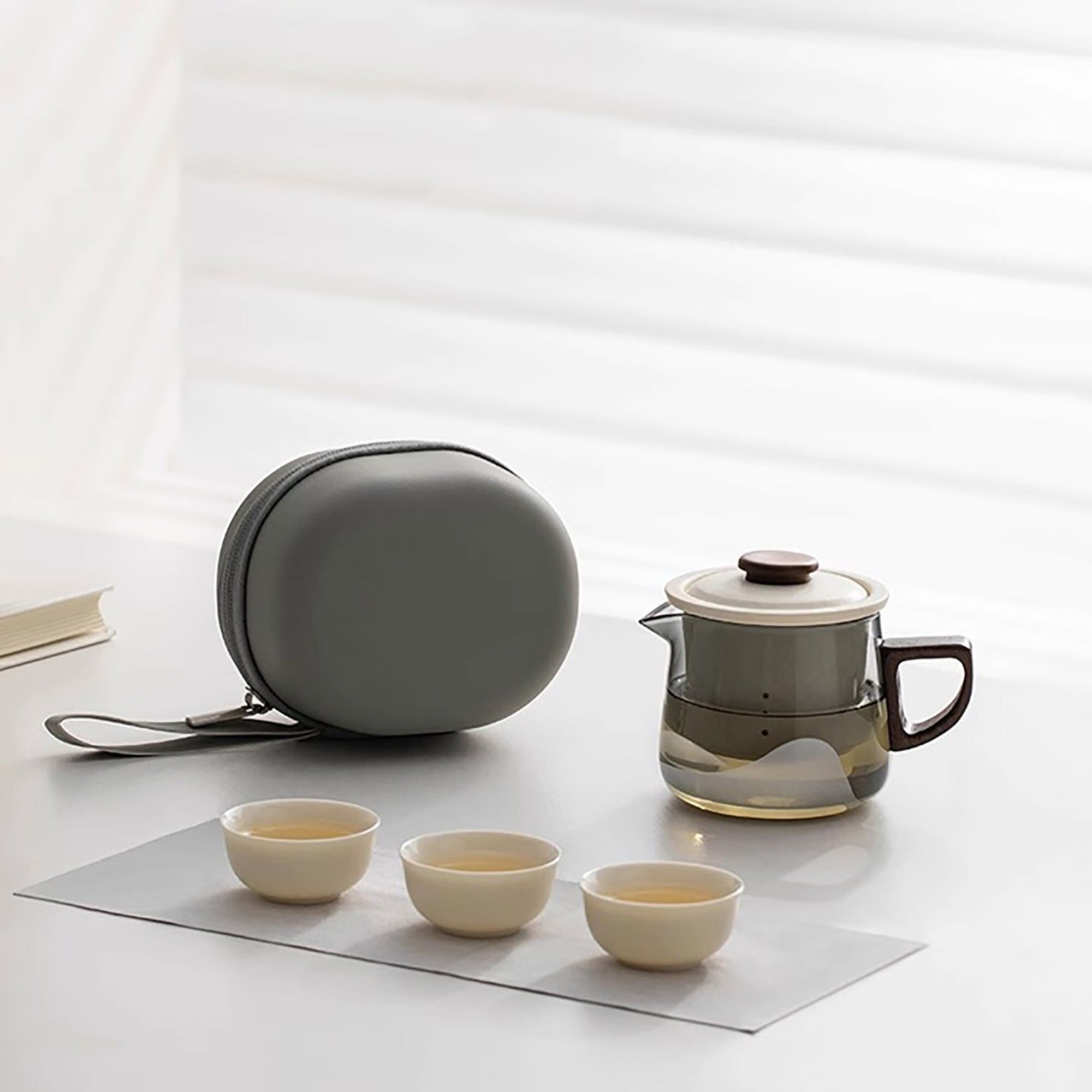 Set da tè portatile con manico in legno