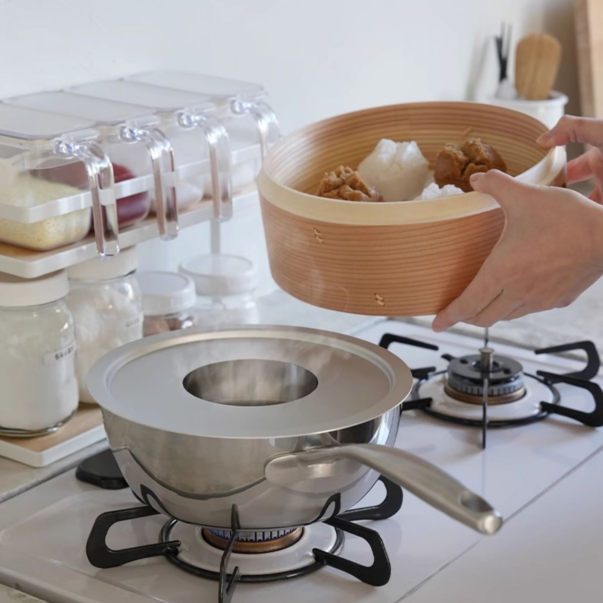 Anello per la cottura a vapore in alluminio Shimoyama e cestello per la cottura a vapore in bambù