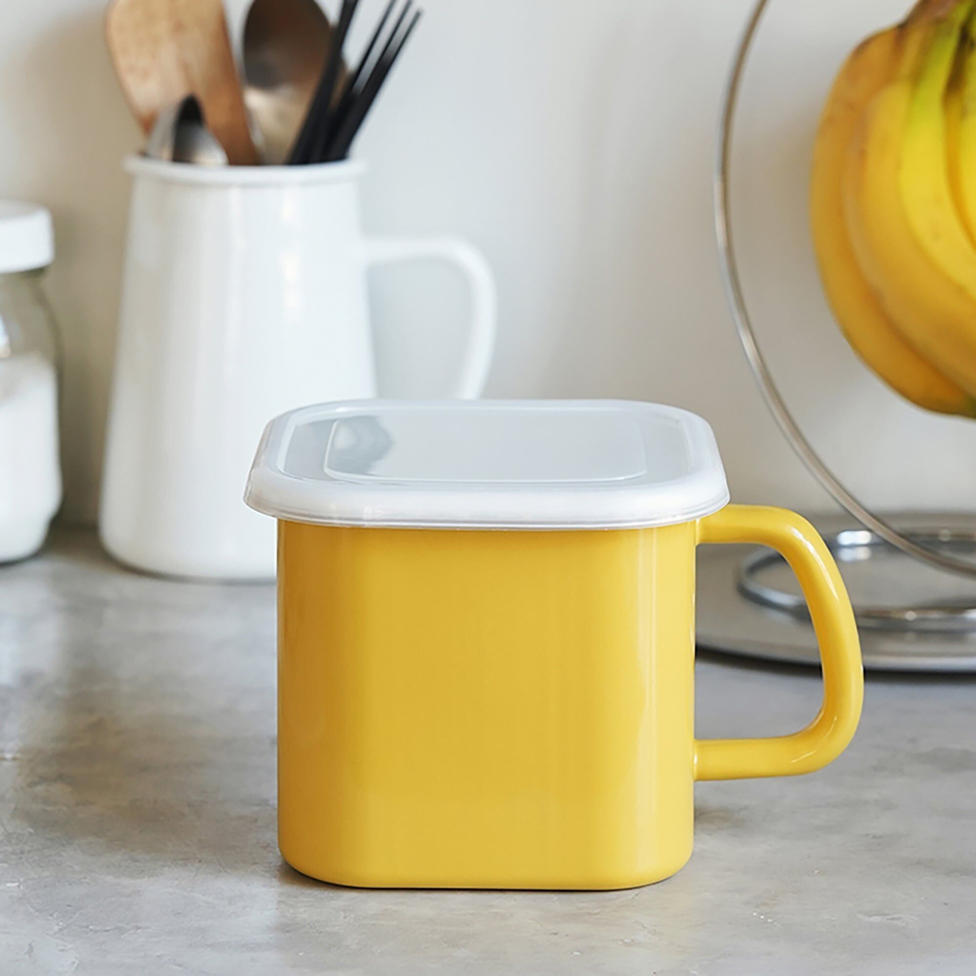 Boîte de conservation en émail Shimoyama