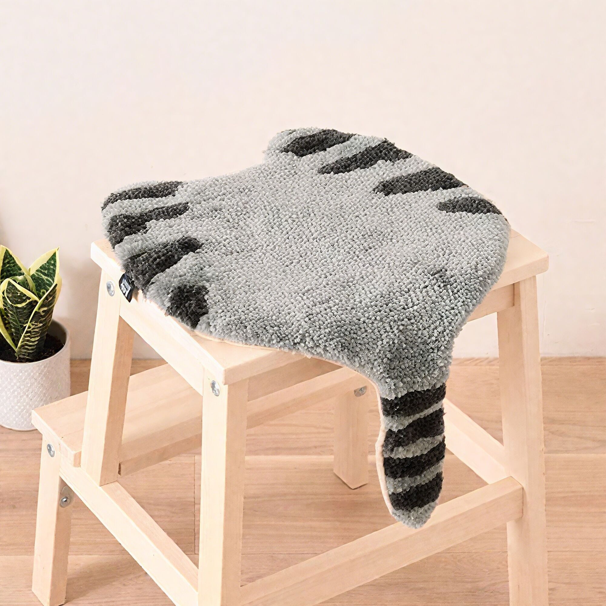 Cuscino per sedia in peluche Shimoyama