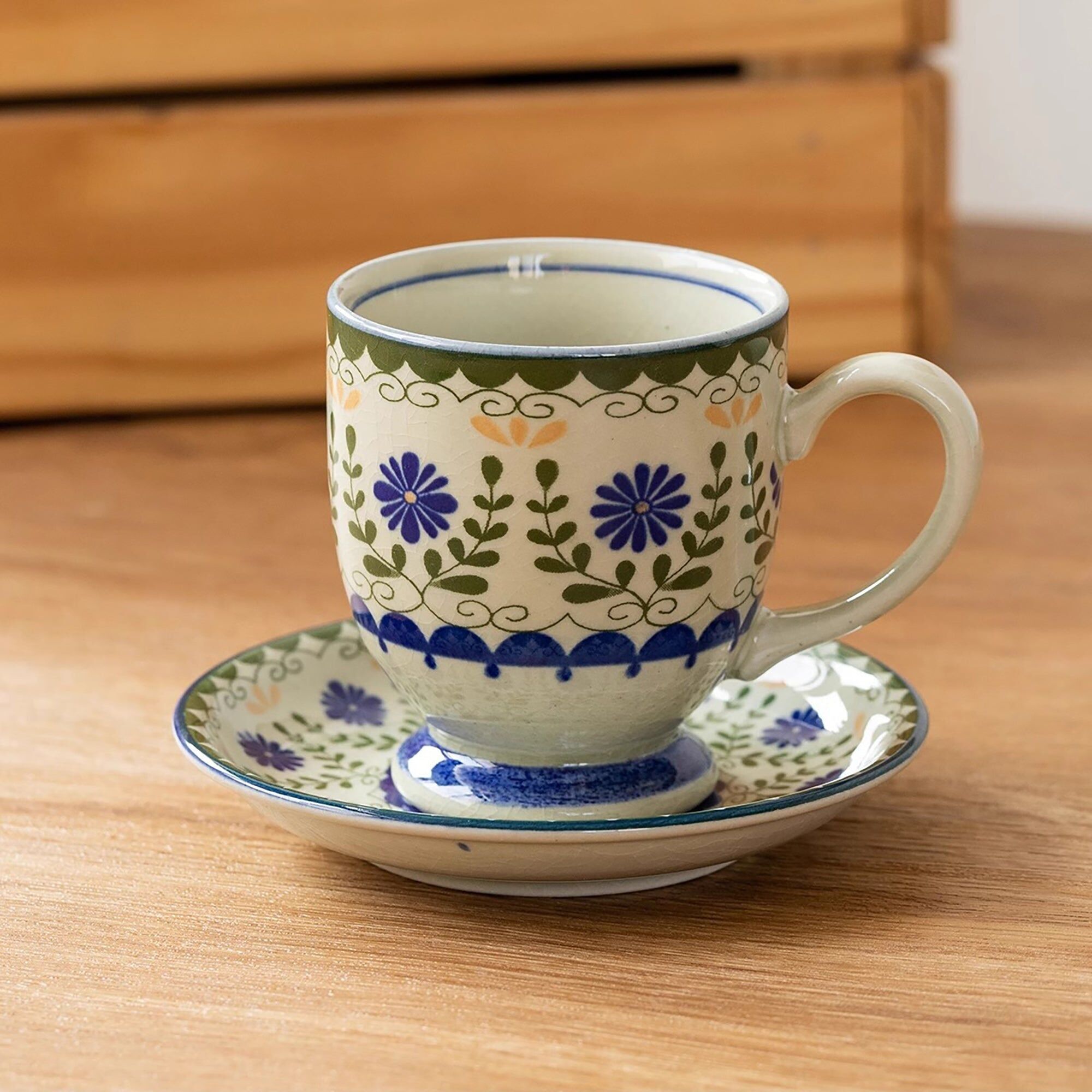 Tazza in ceramica Mino-yaki con smalto craquelé in stile giapponese