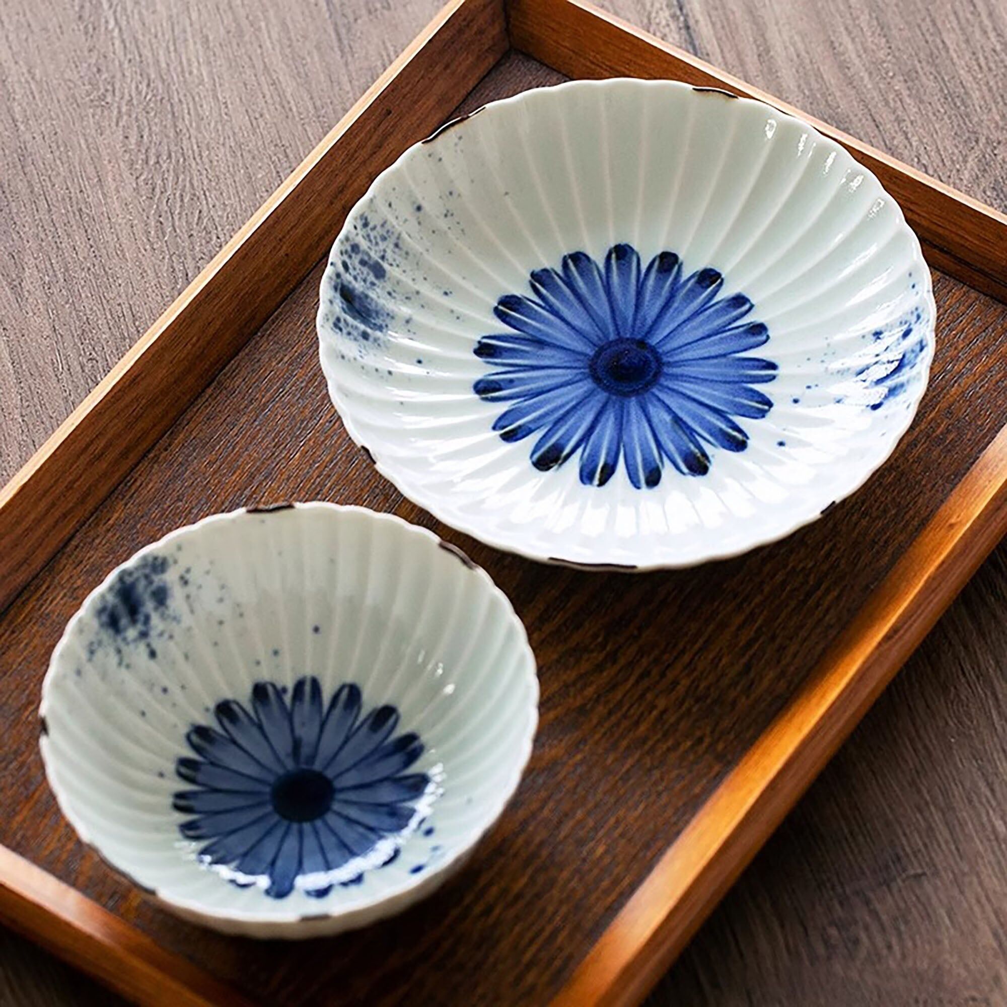 Stoviglie in porcellana Arita-yaki del forno Izumiju